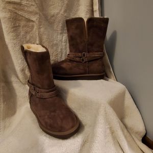 Ugg boots NWOT, never worn